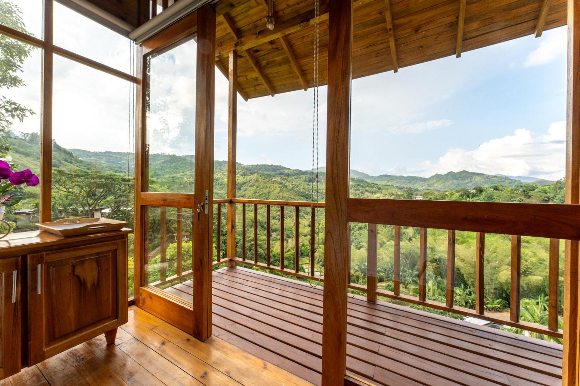 Boutique Natural Paradise